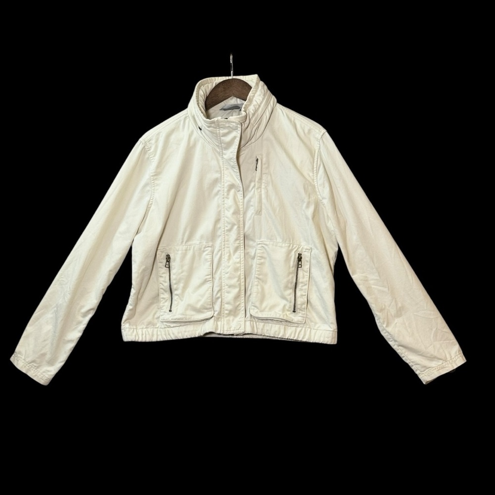 Athleta Women's Bomber Jacket L Ivory Stowaway Hood Layering Travel Athleisure